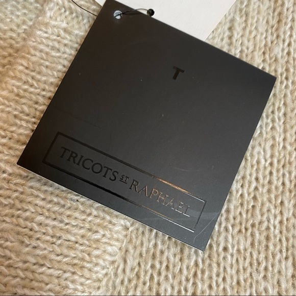 NWT Men’s Tricots St. Raphael v neck sweater sz M - Picture 5 of 11